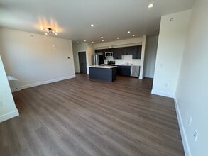 Building Photo - 49 Colorado Ave