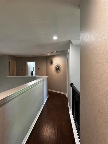 Building Photo - 3800 Vicksberry Trail