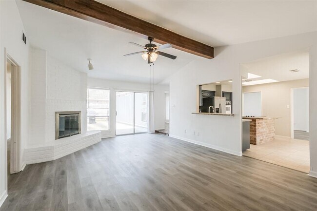 Building Photo - 14415 Locke Ln