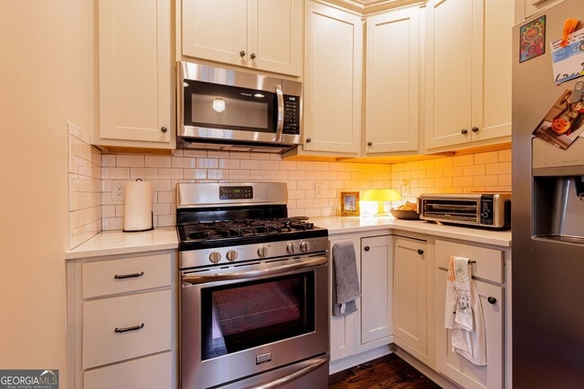 Building Photo - 1446 Metropolitan Ave SE