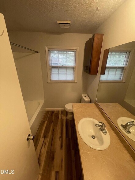 Building Photo - 7761 Brookdale Dr