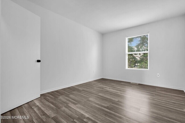 Building Photo - 58 Vincent Ct