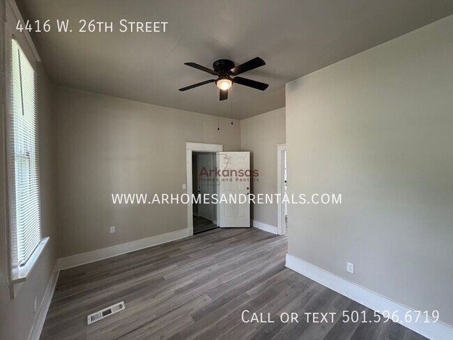 Building Photo - 4416 W 26th St