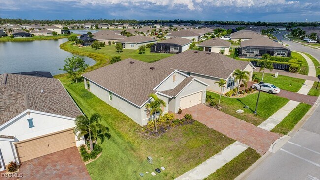 Building Photo - 3426 Acapulco Cir