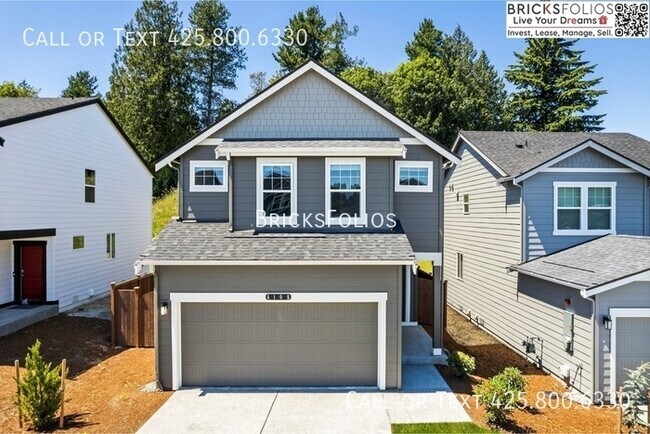 Building Photo - Exceptional Bremerton Home with Easy Acces...
