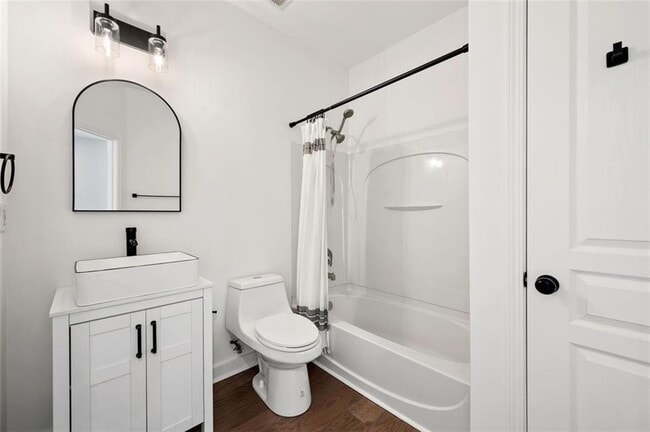 Building Photo - 4090 Prince Charles Dr
