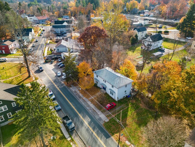 Building Photo - 203 N Turnpike Rd