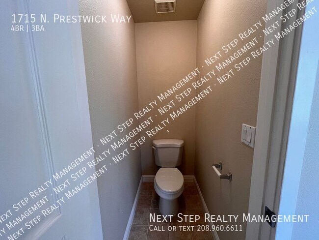 Building Photo - 1715 N Prestwick Way