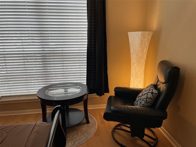 Building Photo - 8055 Cambridge St