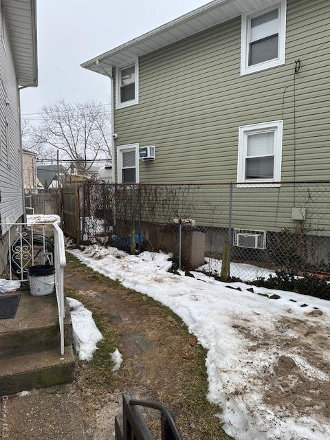 Building Photo - 162 Rolling St