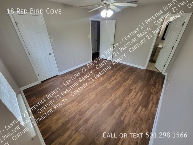 Building Photo - 18 Red Bird Cove