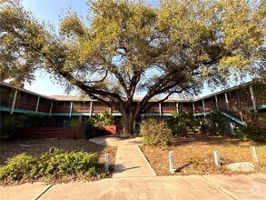 Building Photo - 2428 Upas Ave