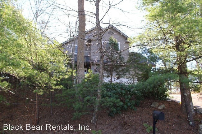 Building Photo - 196 Rockhold Dr