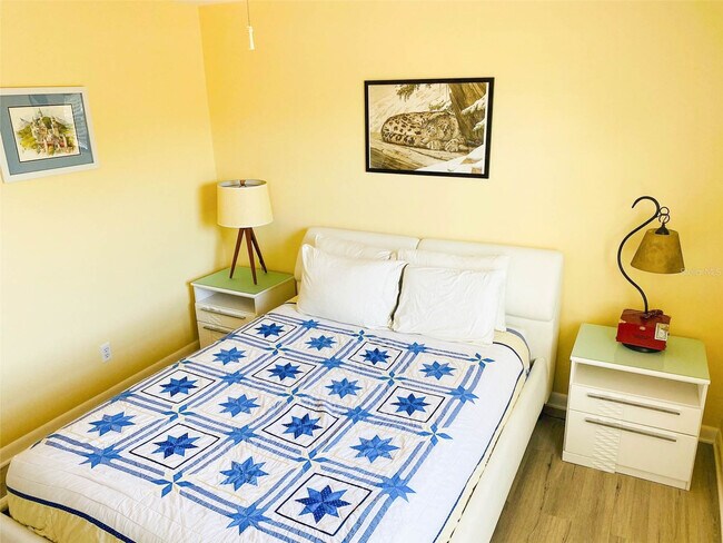 Building Photo - 1826 58th St S