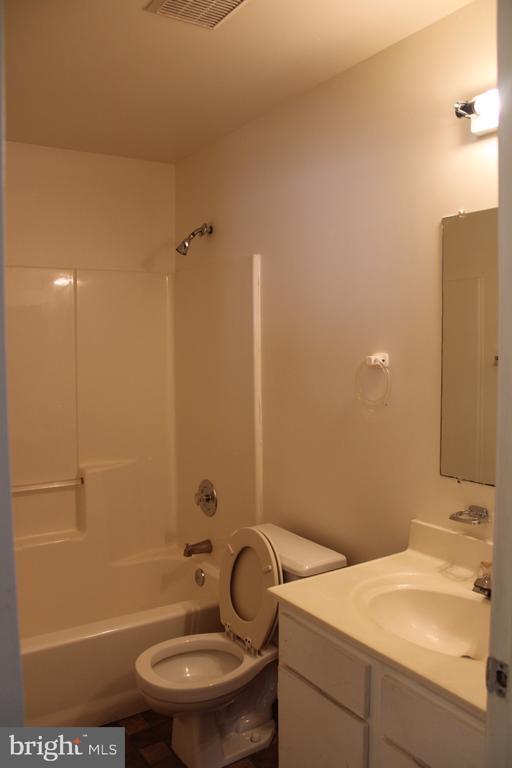 Building Photo - 6609 Rapid Water Way