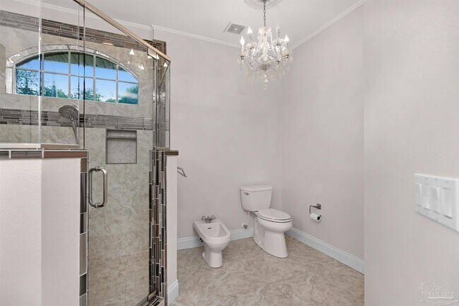 Building Photo - 8731 Thunderbird Dr