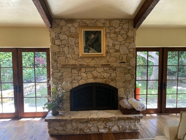 Building Photo - 0 Carmelo St