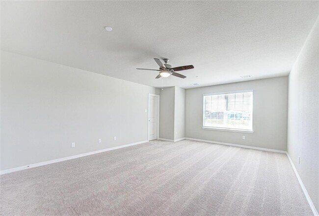 Building Photo - 8006 Scanlan Trce