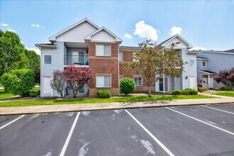 Building Photo - **Swimming Pool*****1 Bed 1 Bath******Cross Pointe Business Park*****LAKE VIEW AVAILABLE