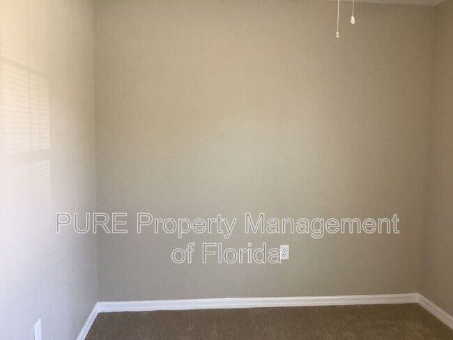 Building Photo - 2945 SW 148 Ct