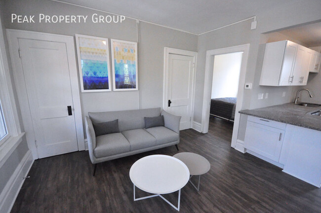 Building Photo - Available Now! 1 Bedroom Apartment Located...