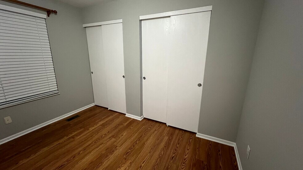 Building Photo - 6076 Georges Park Dr