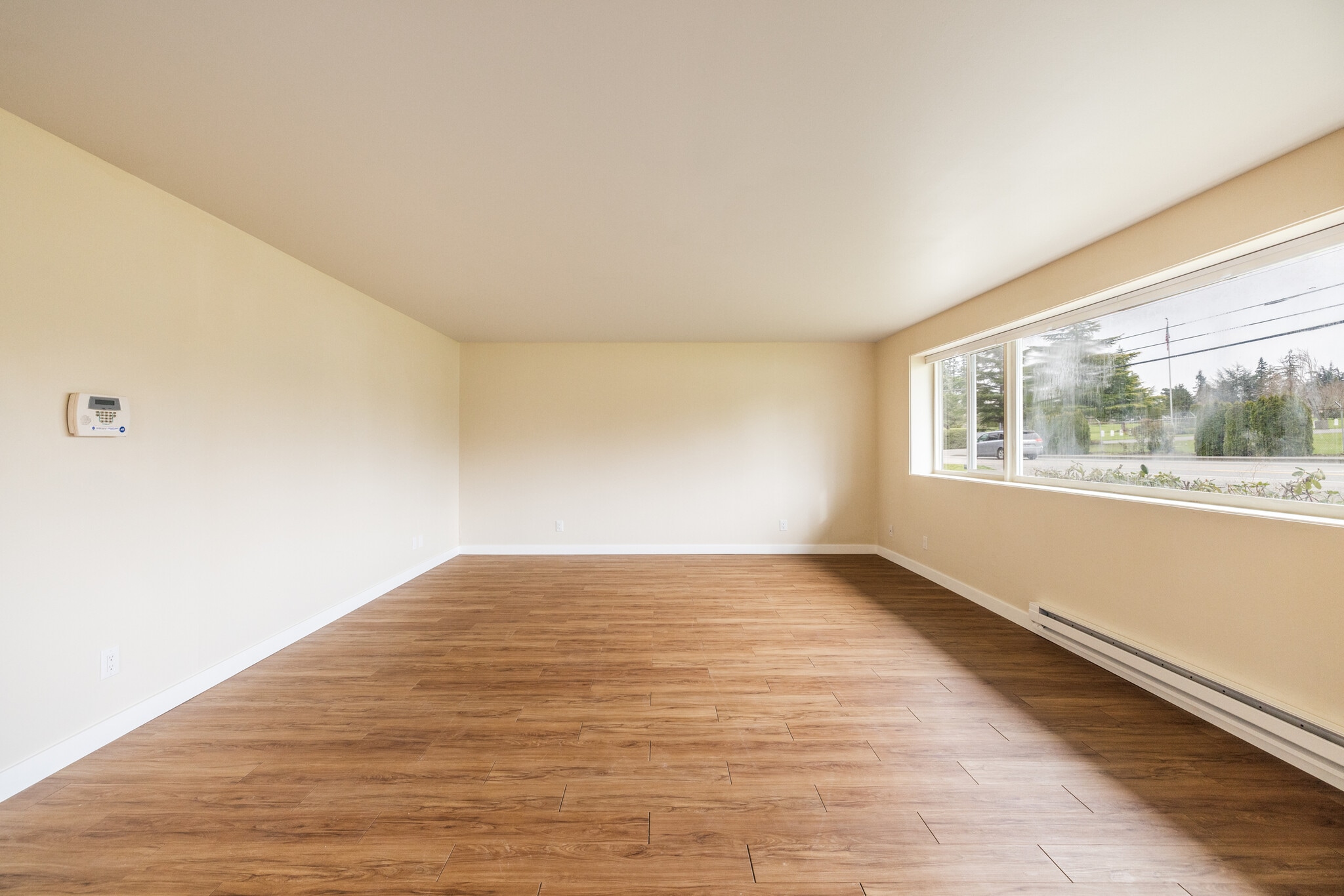 Building Photo - 1201 E Fir St