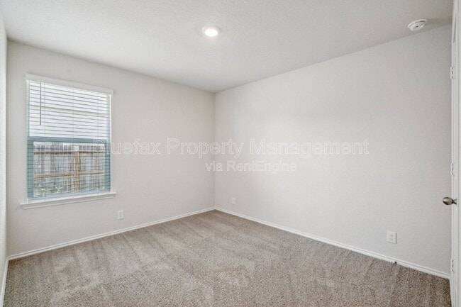 Building Photo - 15419 Puffins