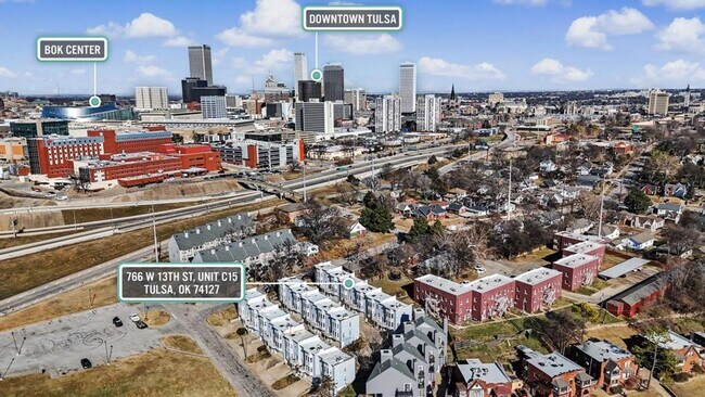 Building Photo - 2 Bed | 2 Bath Condo on Crybaby Hill