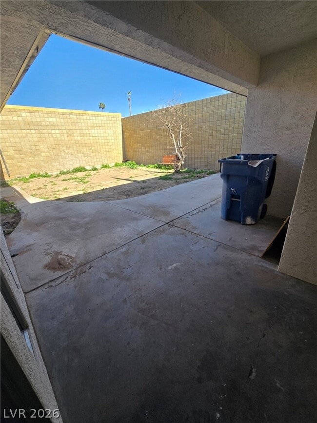 Building Photo - 3612 Mt Vernon Ave