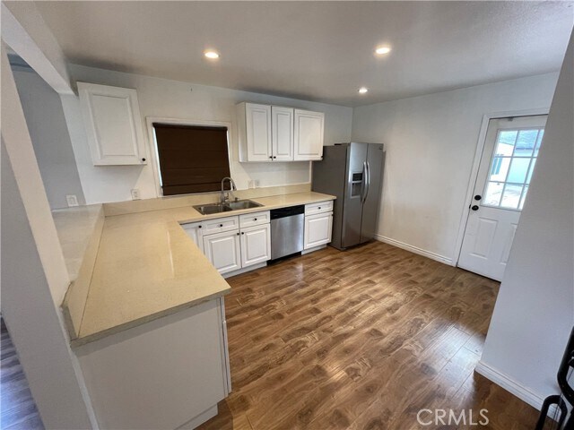 Building Photo - 1407 S Ross St