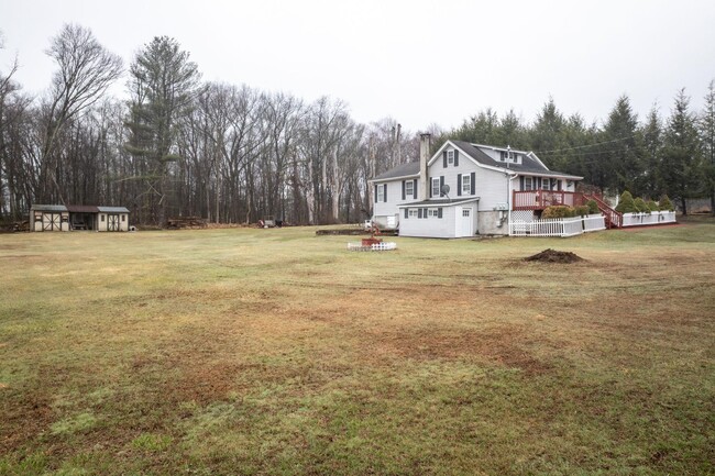Building Photo - 63 Walker Valley Rd