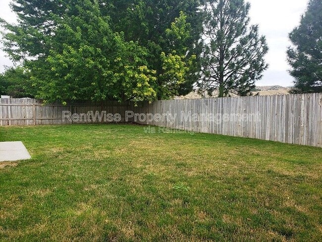 Building Photo - 6650 N Prescott Ave