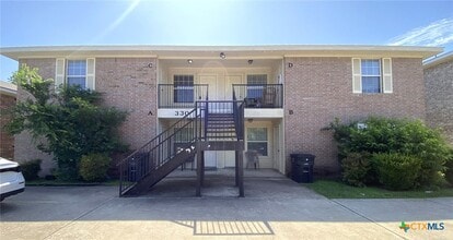 Building Photo - 330 S 40th St