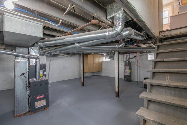 Building Photo - 778 S 17th St