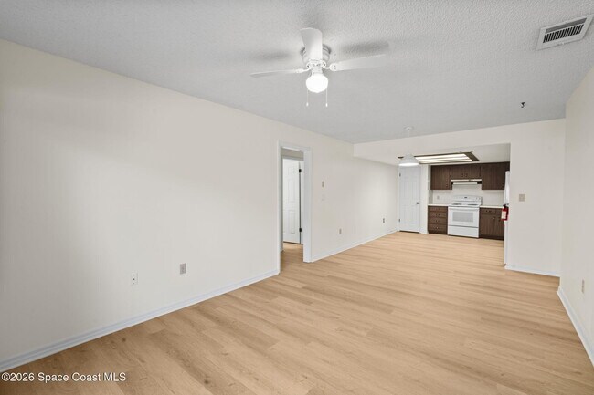 Building Photo - 1780 Stewart Pl