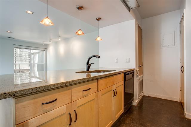 Building Photo - 4214 Buena Vista St