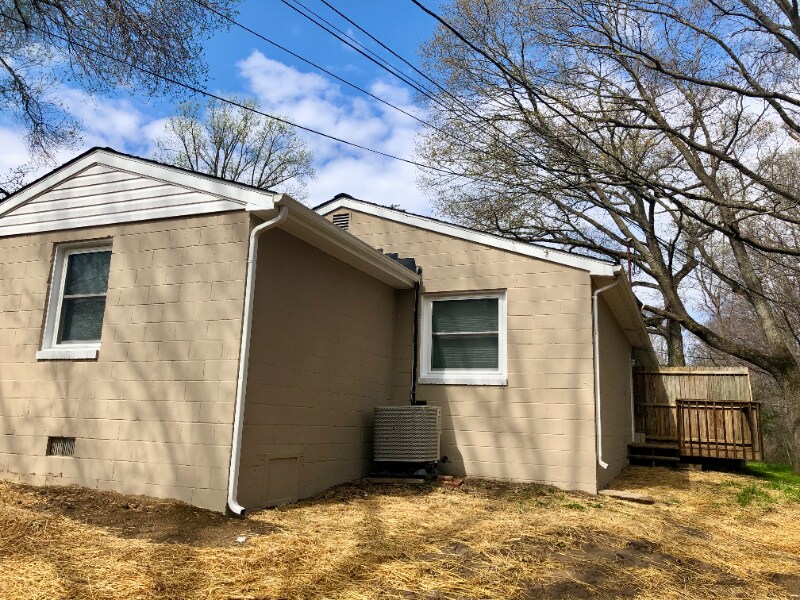 Building Photo - 42838 Higgs Ln