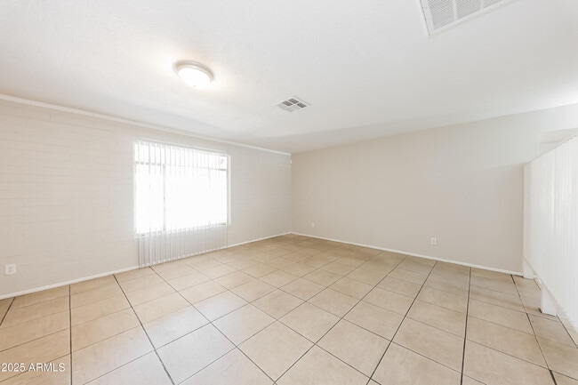 Building Photo - 5514 W Monterosa St