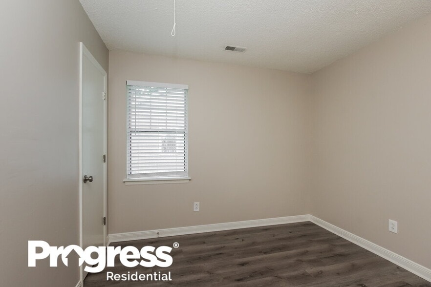 Building Photo - 3434 Braewick Pl