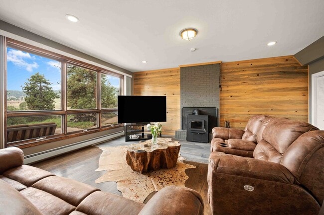 Building Photo - Exquisite Lookout Mountain Estate – Where ...