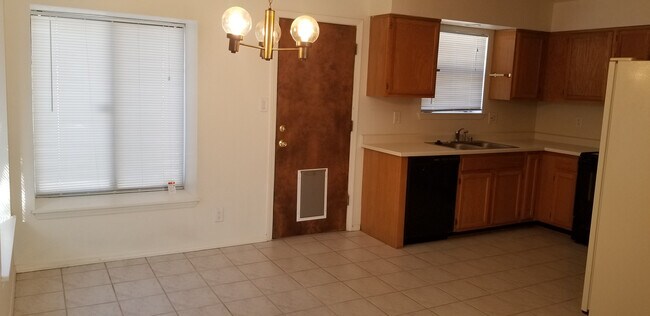 Building Photo - 5009 Blue Sage Pl NE