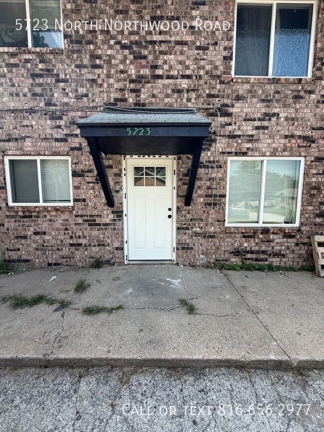 Building Photo - 5723 N Northwood Rd
