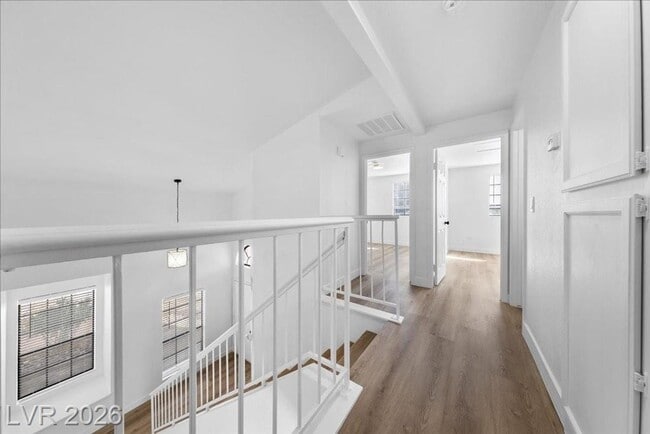 Building Photo - Modern 3Bed/2.5Bath/2Car - 2 Story Home Located In The Guard-Gated Los Prados Golf Community!