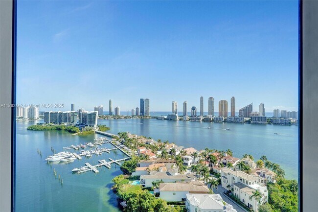 Building Photo - 6000 Island Blvd