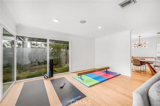 Building Photo - 1800 Glenwood Ln