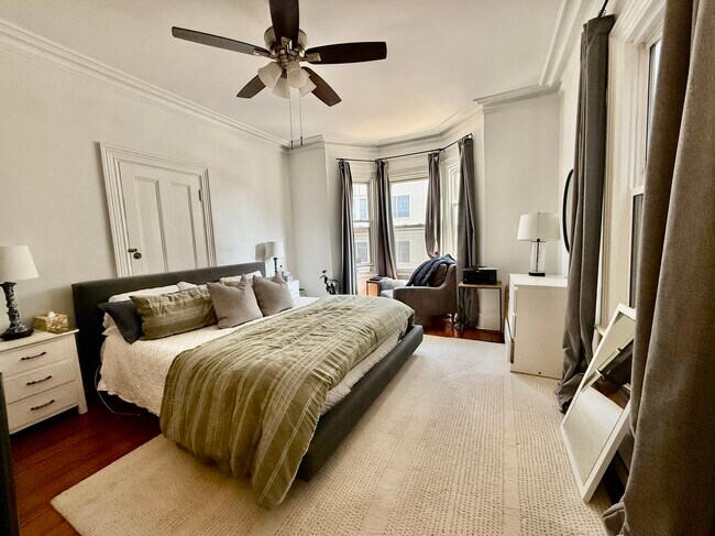 Building Photo - 30 Vinton St