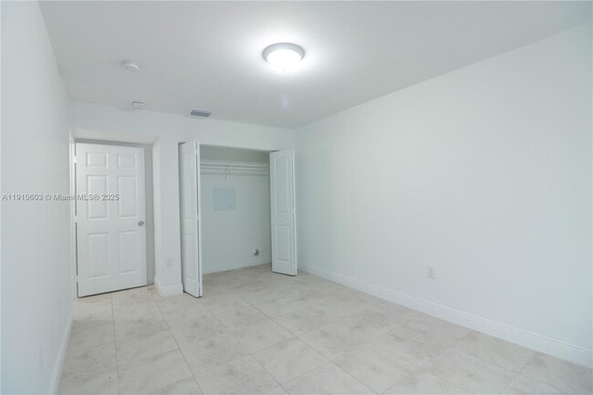 Building Photo - 1955 NW 5th Pl