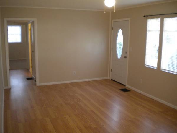 Building Photo - 257 Beacon St