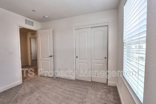 Building Photo - 4268 Emerald Gate Ln